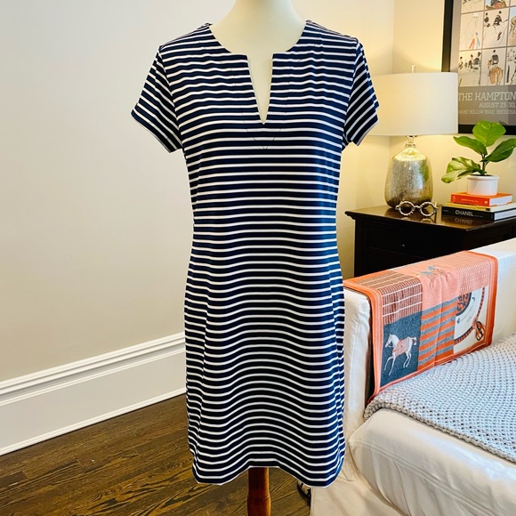 Vineyard Vines Dresses & Skirts - Vineyard Vines Striped Sankaty Tunic Dress NWOT